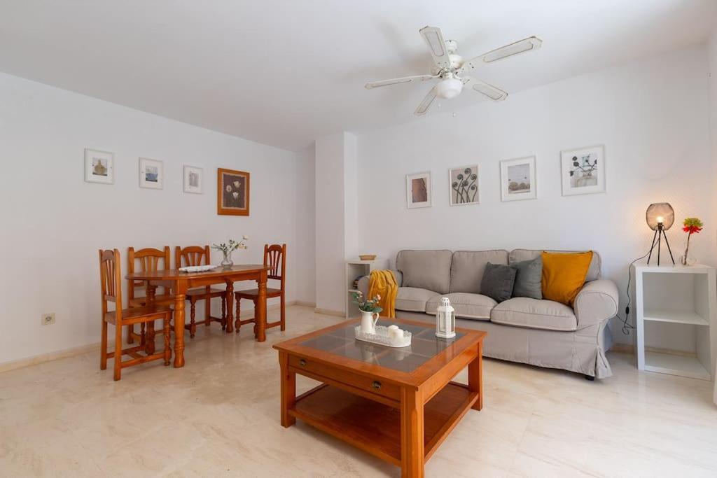 Ferienwohnung Apartamento Fuengirola Beach Exterior foto